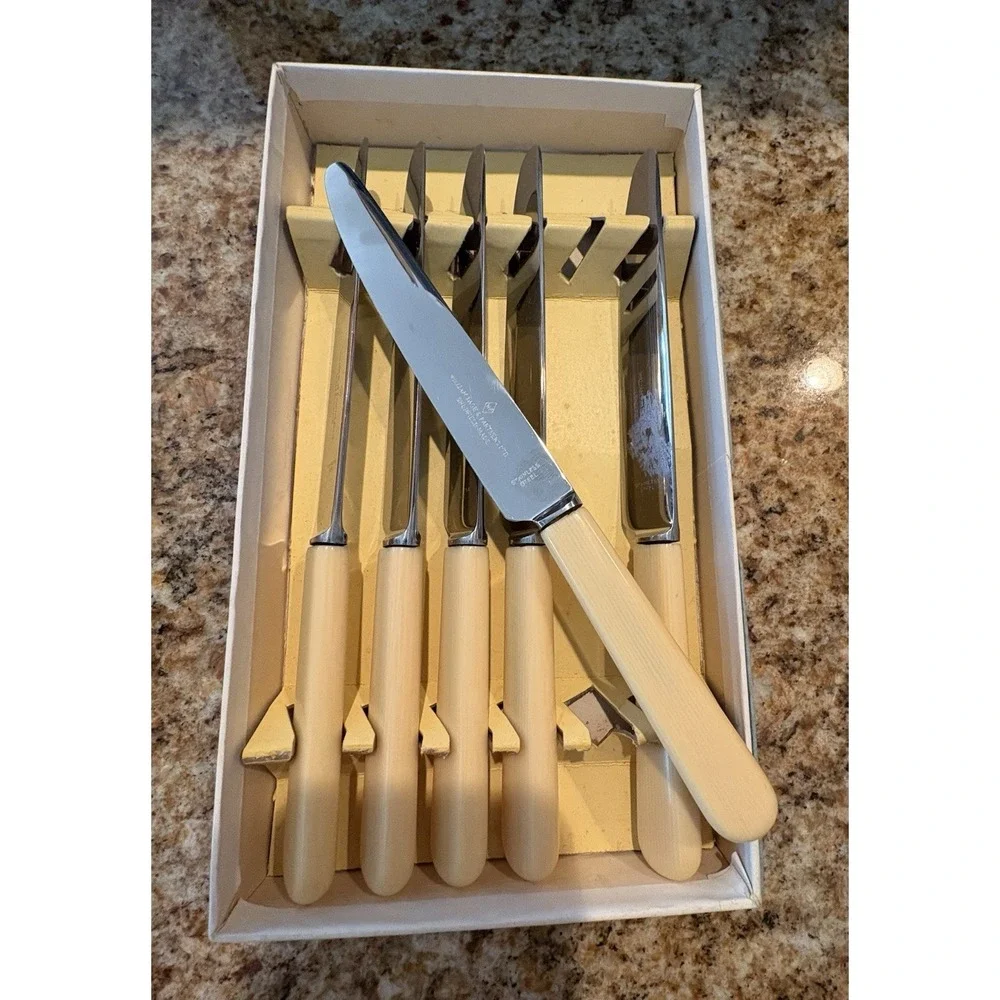 VTG Steak Knive Set 6 William Page Sheffield Bakelite Handles 8